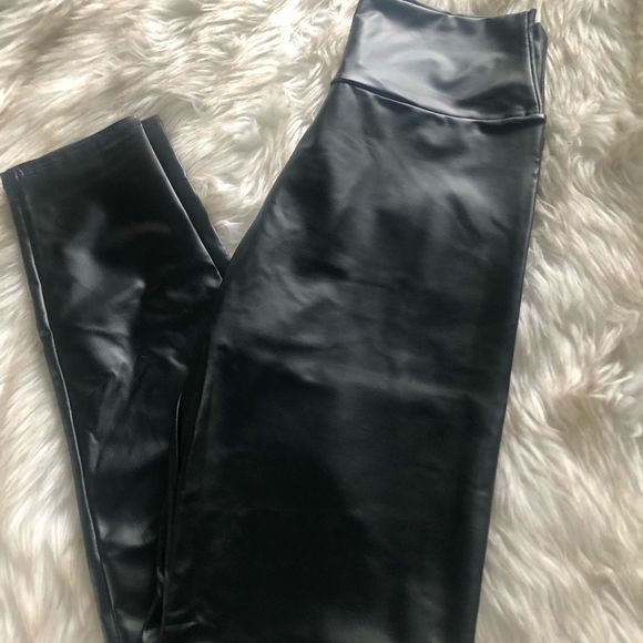 1 left Black Stretchy Quality High Waisted Faux Leather Buttery Soft Leggings L - Picture 4 of 13